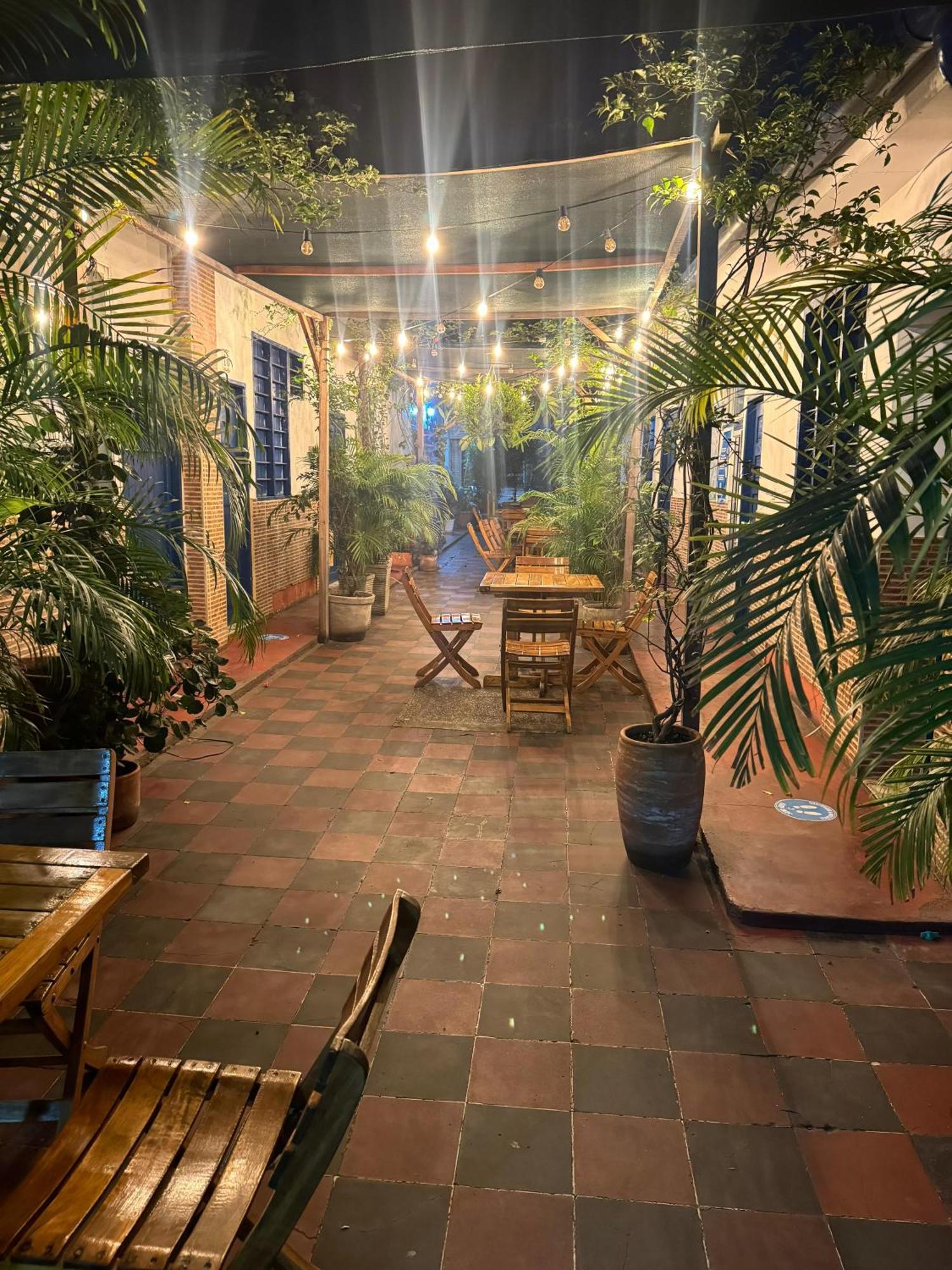 Hostal Luna Llena Getsemani Cartagena Bagian luar foto